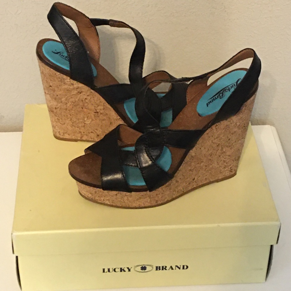 Lucky brand women’s wedges